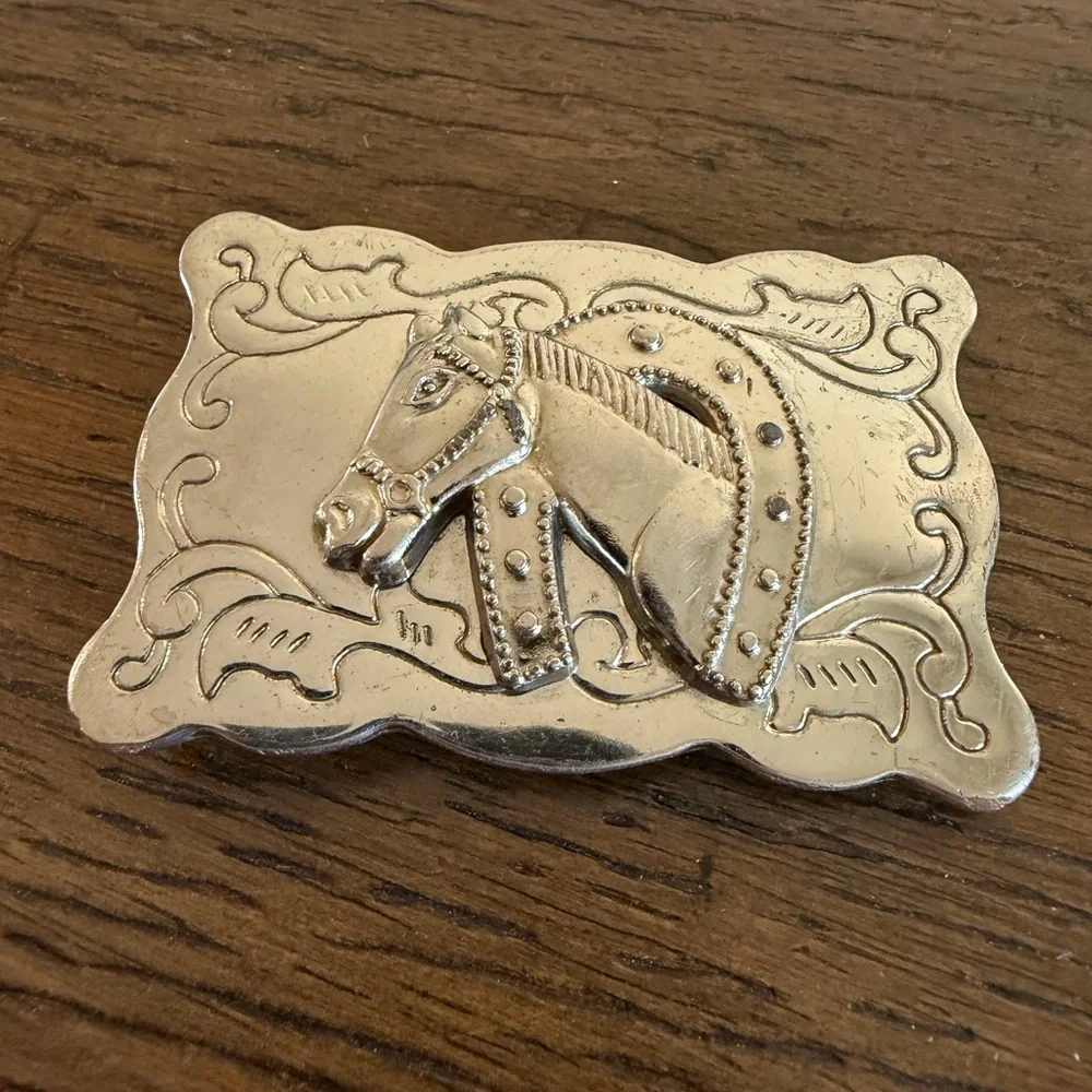 Vintage Horse Head Belt Buckle Silver Tone Tooled Rope Edge Made in USA